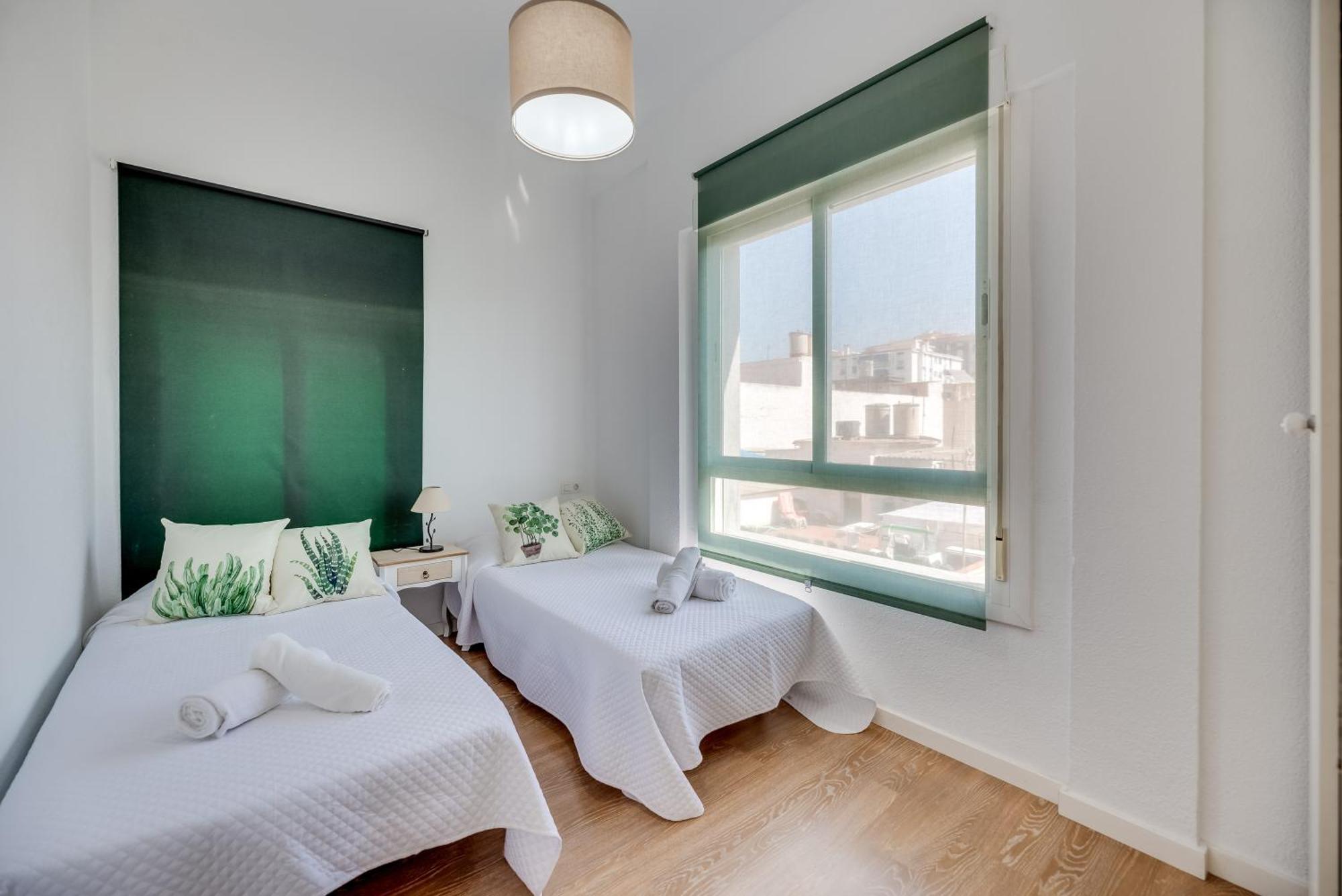 Lxr Vistahermossa 3Bdr. Apt Next To Sea Фуэнхирола Экстерьер фото